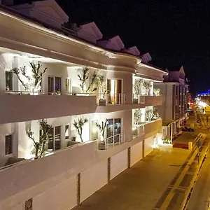  Hotel L'olive Homes