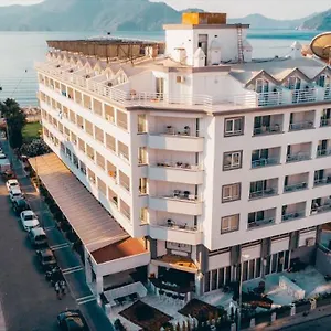 4* Hotel Mert Seaside (adults Only)